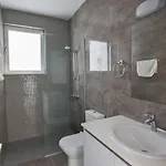 Hébergement de vacances 2-schlafzimmer-villa Mit Pool- Dachgarten- Meerblick By Interhome *