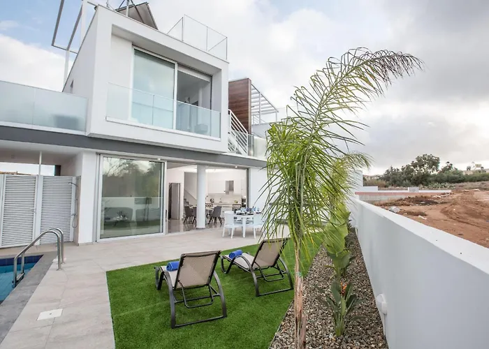 Дом отдыха 2-schlafzimmer-villa Mit Pool- Dachgarten- Meerblick By Interhome Протарас