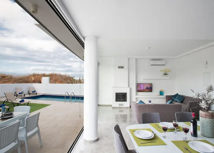 2-schlafzimmer-villa Mit Pool- Dachgarten- Meerblick By Interhome Protaras